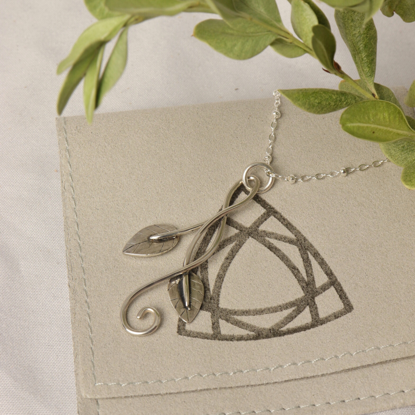Flourished Vines Pendant