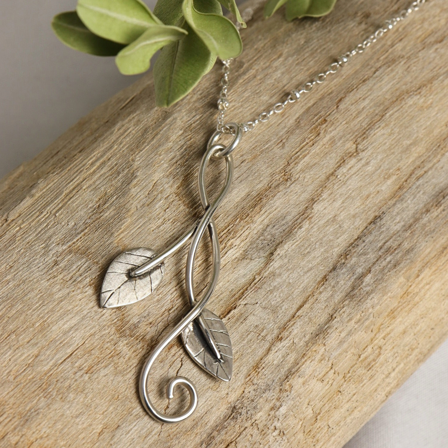 Flourished Vines Pendant