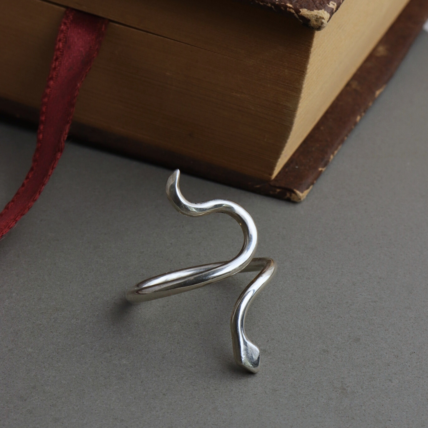 Viper Ring