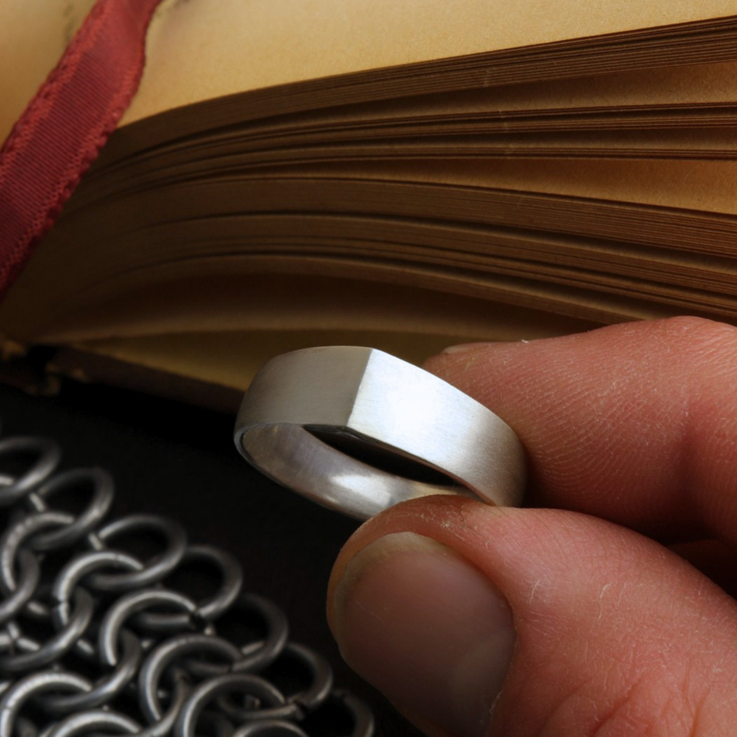 Shining Knight Ring